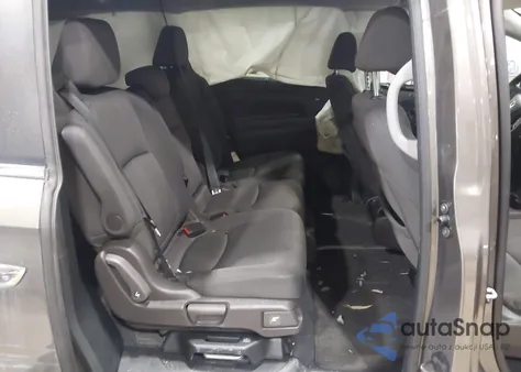 2021 Honda Odyssey Ex z USA, uszkodzony, nr VIN 5FNRL6H50MB044895